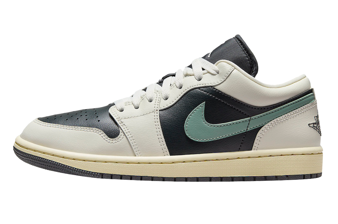 Air Jordan 1 Low WMNS Jade Smoke