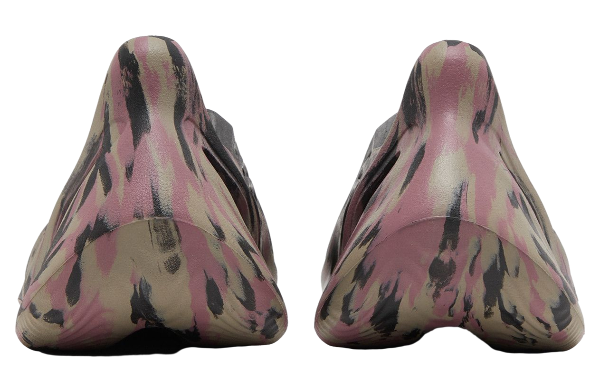 Adidas Yeezy Foam Runner MX Carbon - Image 4