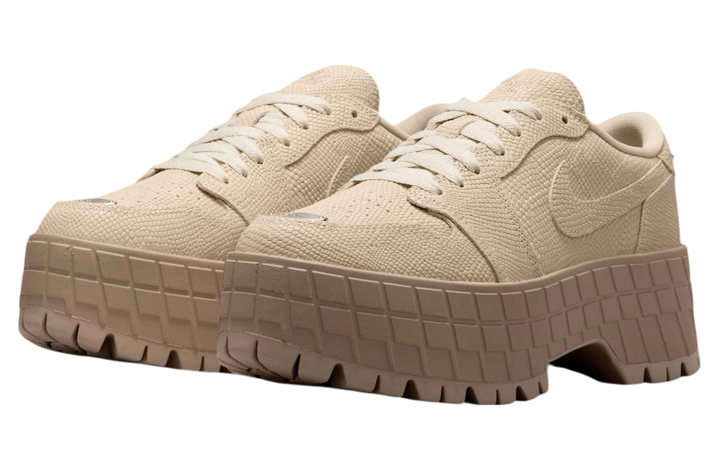 Air Jordan 1 Brooklyn Low Rattan Rattan / Desert Camo - Image 4
