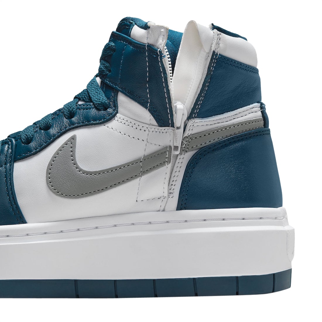 Air Jordan 1 Elevate High WMNS Sky J French Blue - Image 9