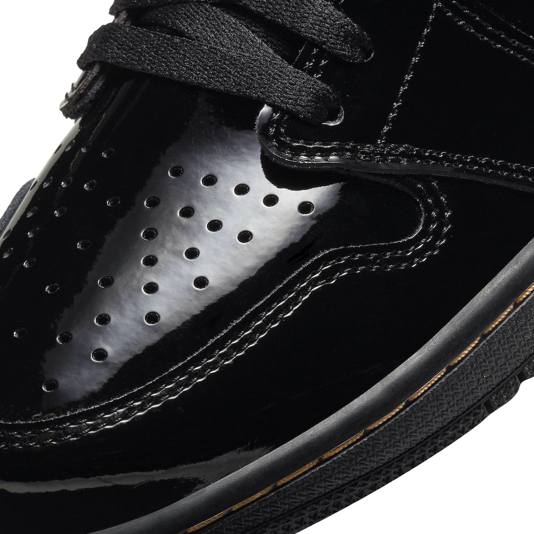 Air Jordan 1 High OG Black Metallic Gold - Image 7