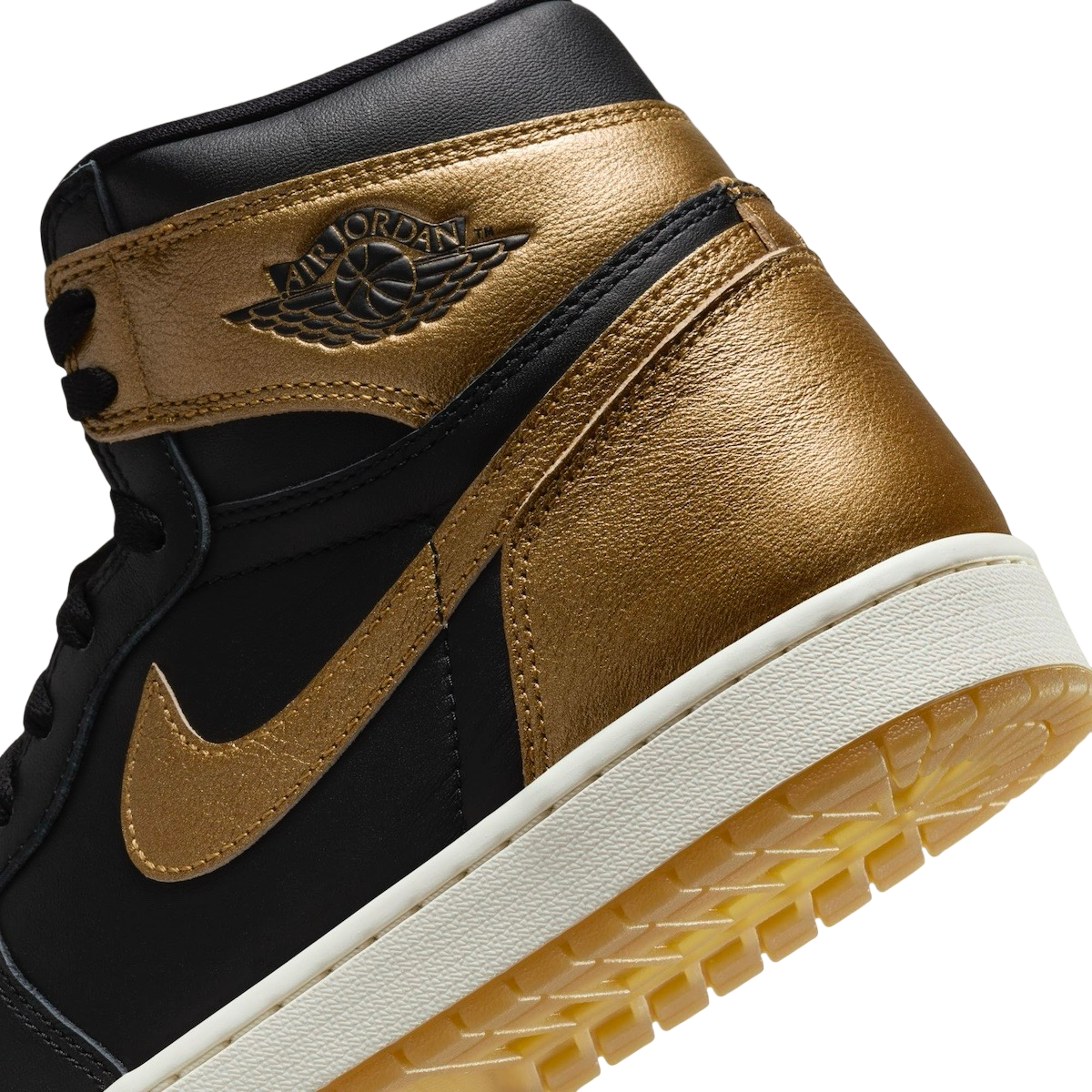 Air Jordan 1 High OG Metallic Gold - Image 9