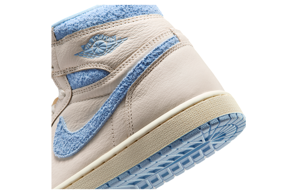 Air Jordan 1 High OG Pale Ivory / Psychic Blue - Image 8