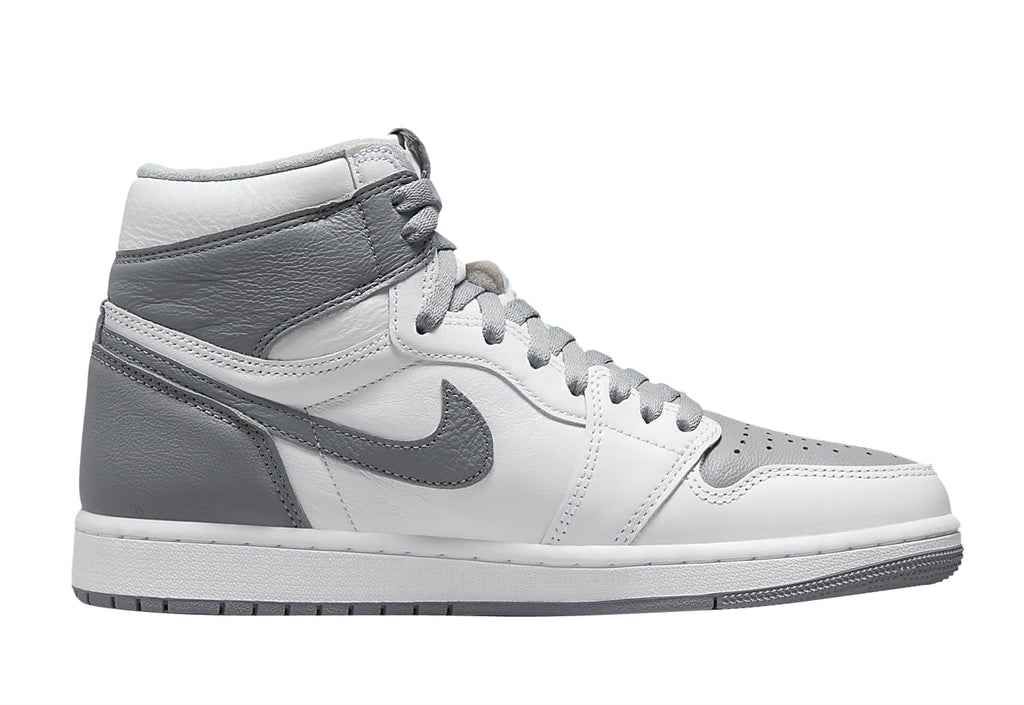 Air Jordan 1 High OG Stealth - Image 3