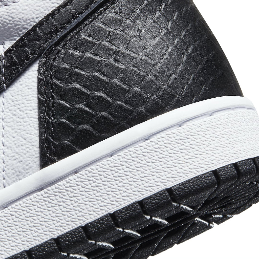 Air Jordan 1 High OG WMNS Satin Snake - Image 8
