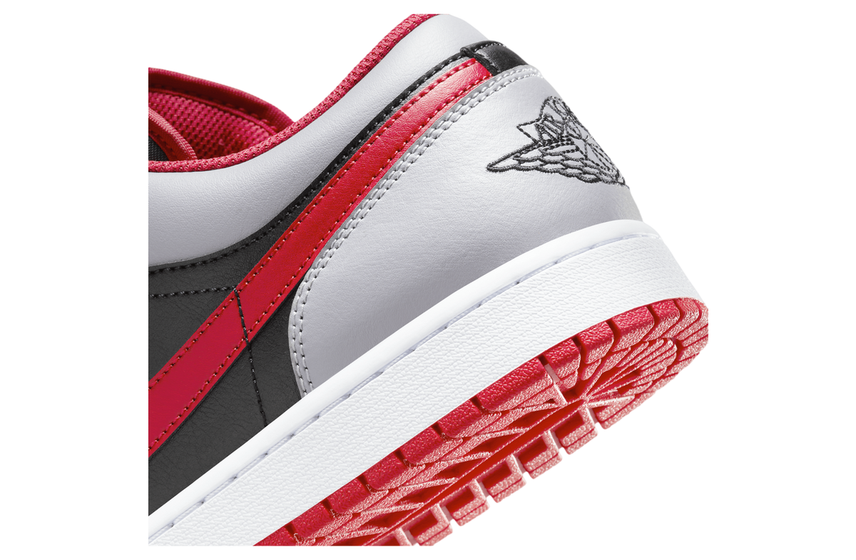 Air Jordan 1 Low Black / Cement Grey - Image 8