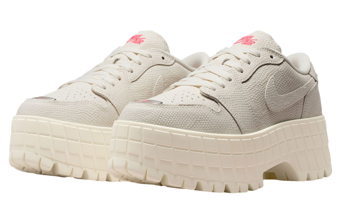 Air Jordan 1 Low Brooklyn WMNS Pale Ivory / Racer Pink - Image 3