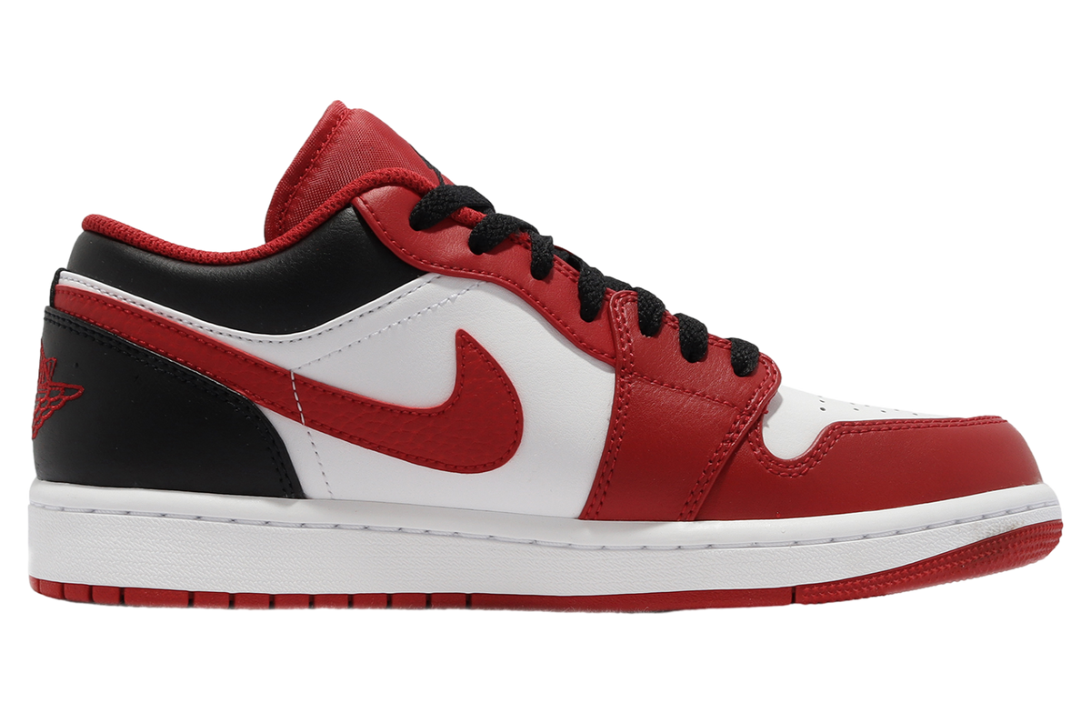 Air Jordan 1 Low Bulls - Image 2