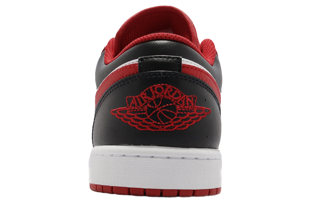 Air Jordan 1 Low Bulls - Image 3