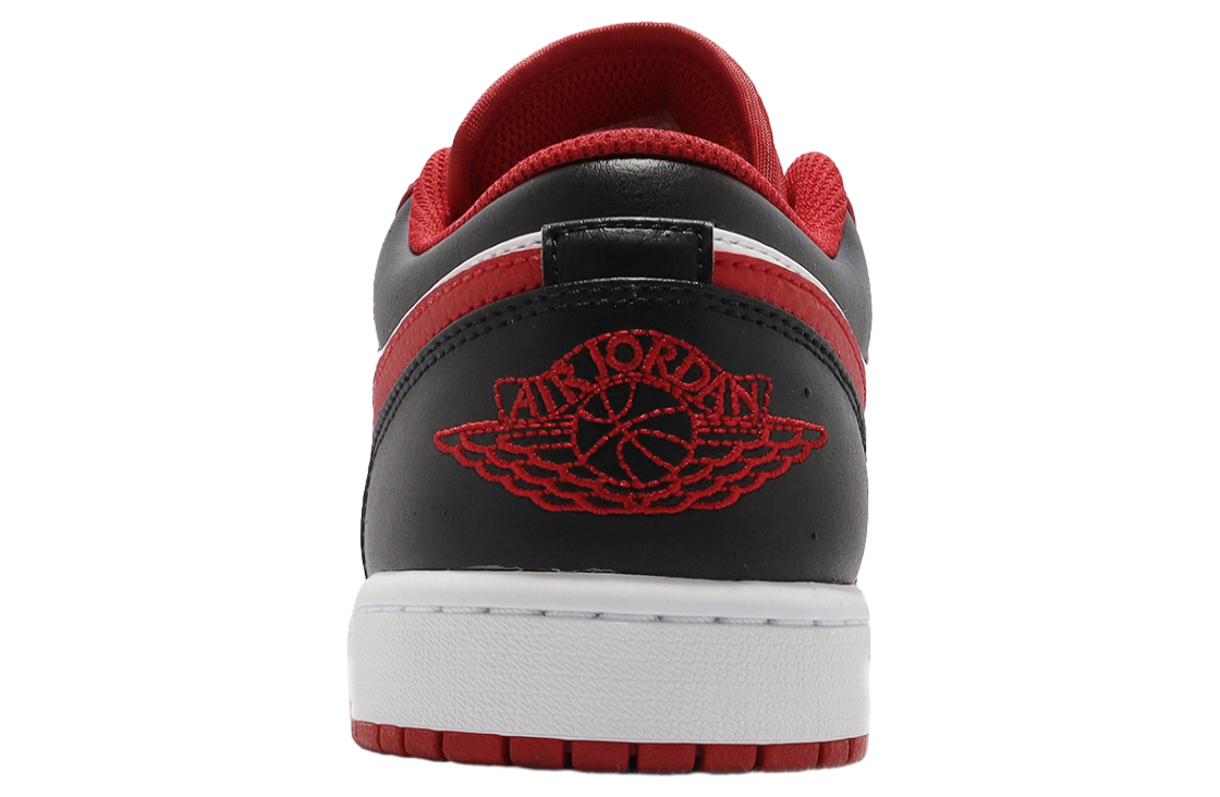 Air Jordan 1 Low Bulls - Image 3