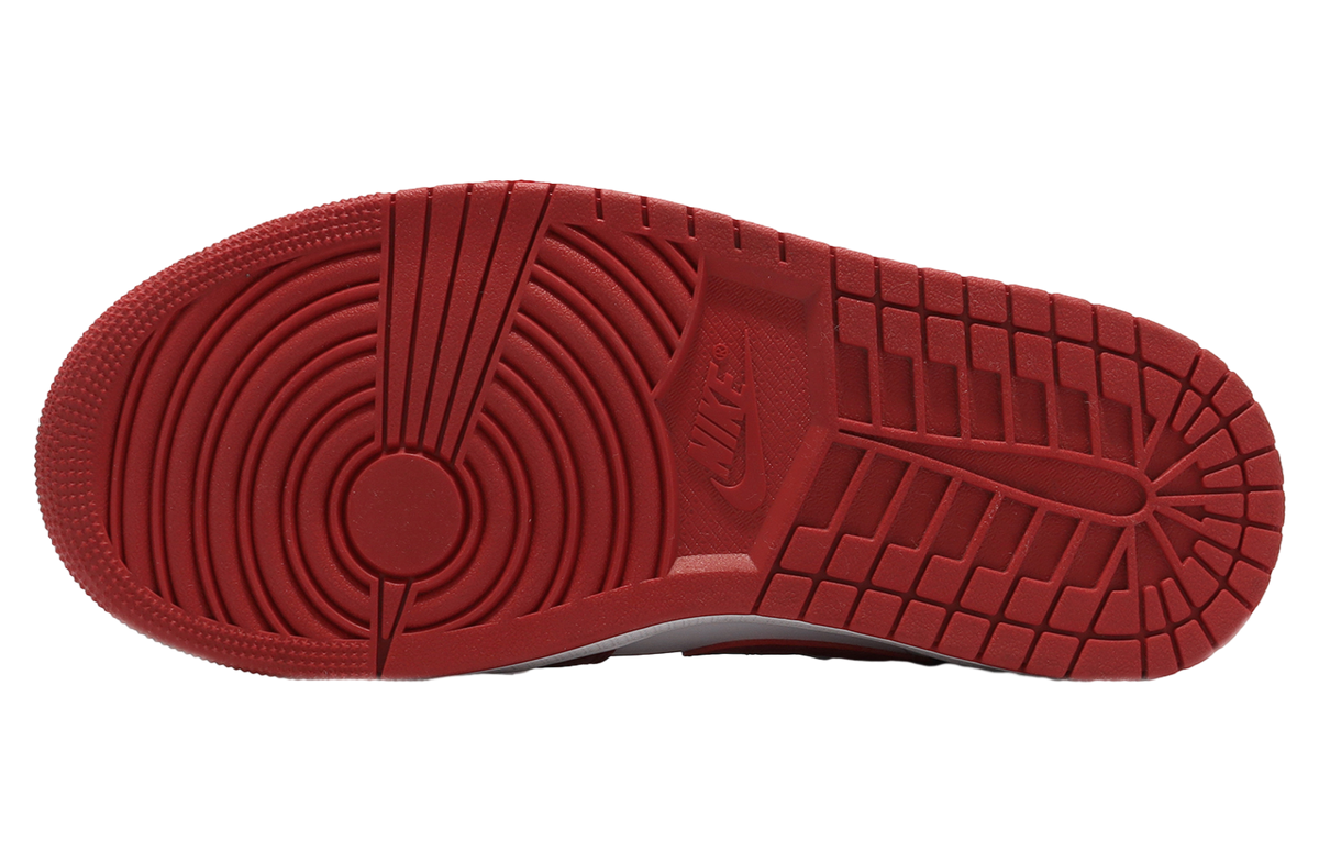Air Jordan 1 Low Bulls - Image 4