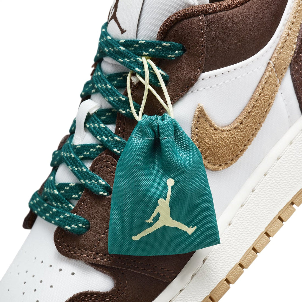 Air Jordan 1 Low GS Cacao Wow - Image 9