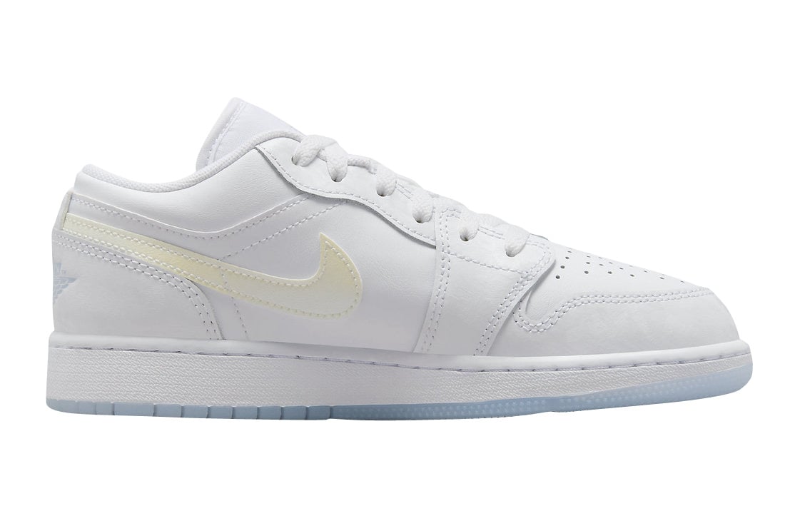 Air Jordan 1 Low GS Glitter Swoosh - Image 3