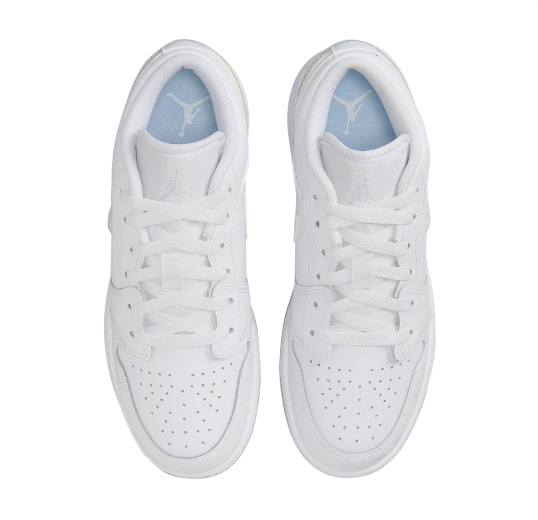 Air Jordan 1 Low GS Glitter Swoosh - Image 4
