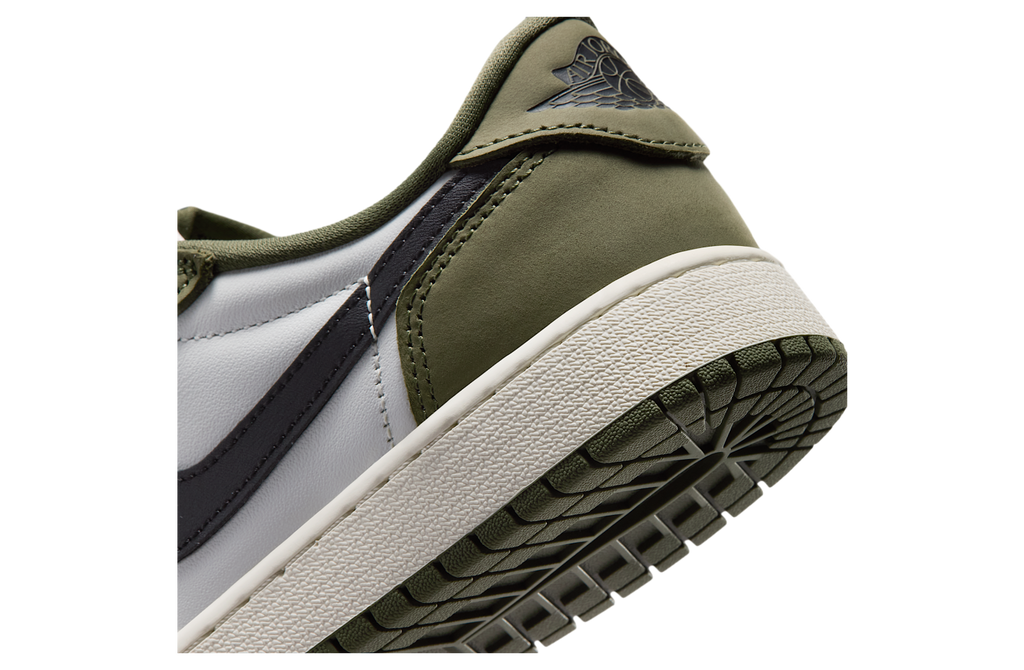 Air Jordan 1 Low GS Medium Olive / Summit White - Image 8