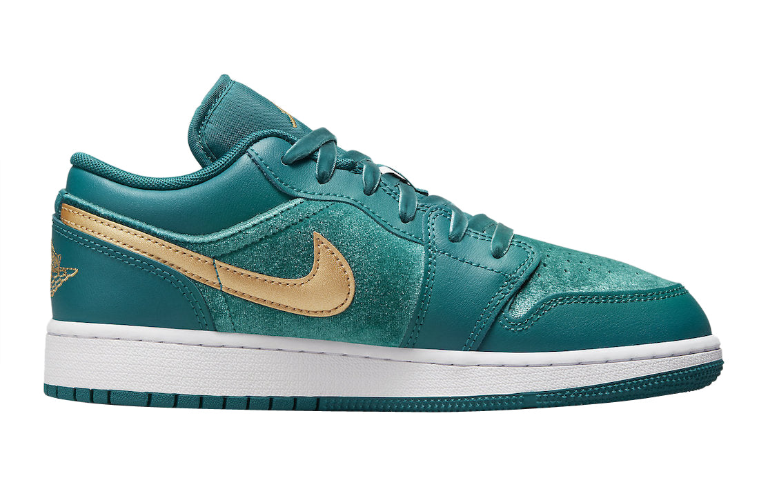 Air Jordan 1 Low GS Velvet Geode Teal - Image 3