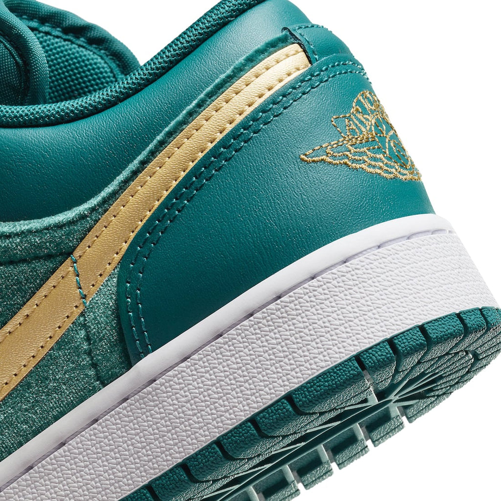 Air Jordan 1 Low GS Velvet Geode Teal - Image 8