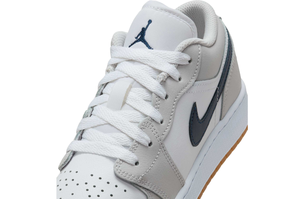 Air Jordan 1 Low GS White / Midnight Navy / Grey - Image 6