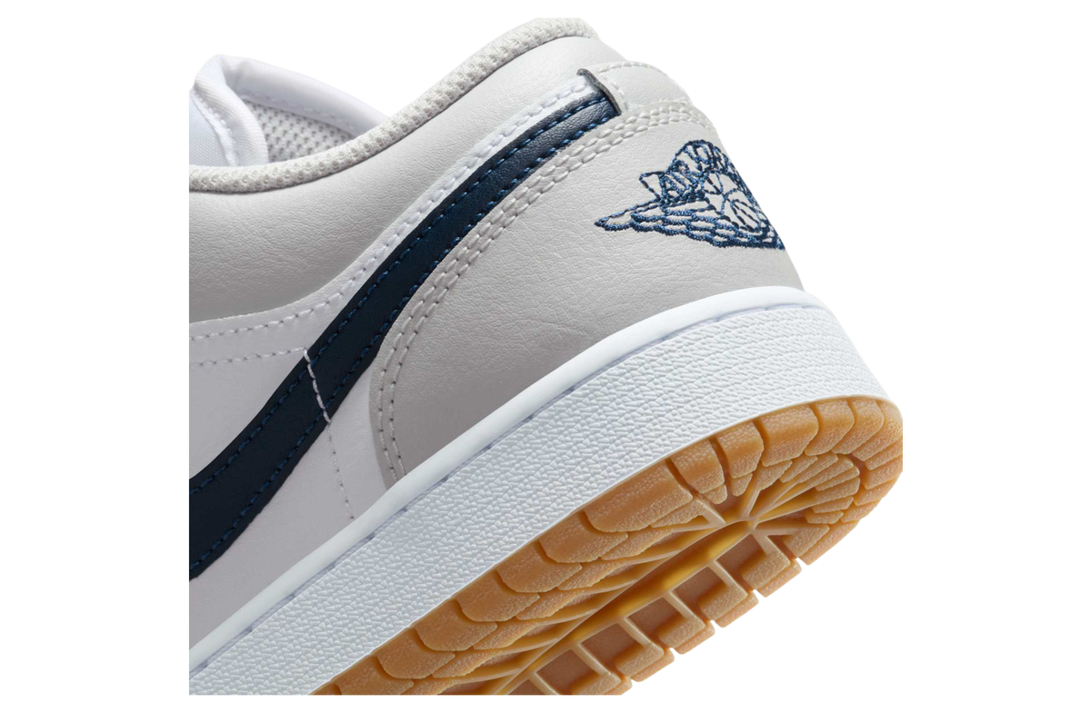 Air Jordan 1 Low GS White / Midnight Navy / Grey - Image 7