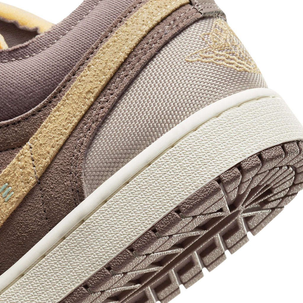 Air Jordan 1 Low Inside Out Brown - Image 8
