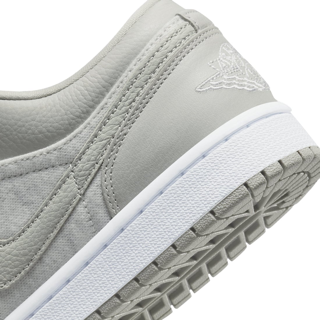 Air Jordan 1 Low Light Iron Ore - Image 7