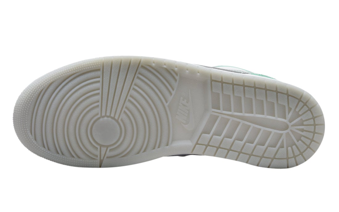 Air Jordan 1 Low New Emerald - Image 6