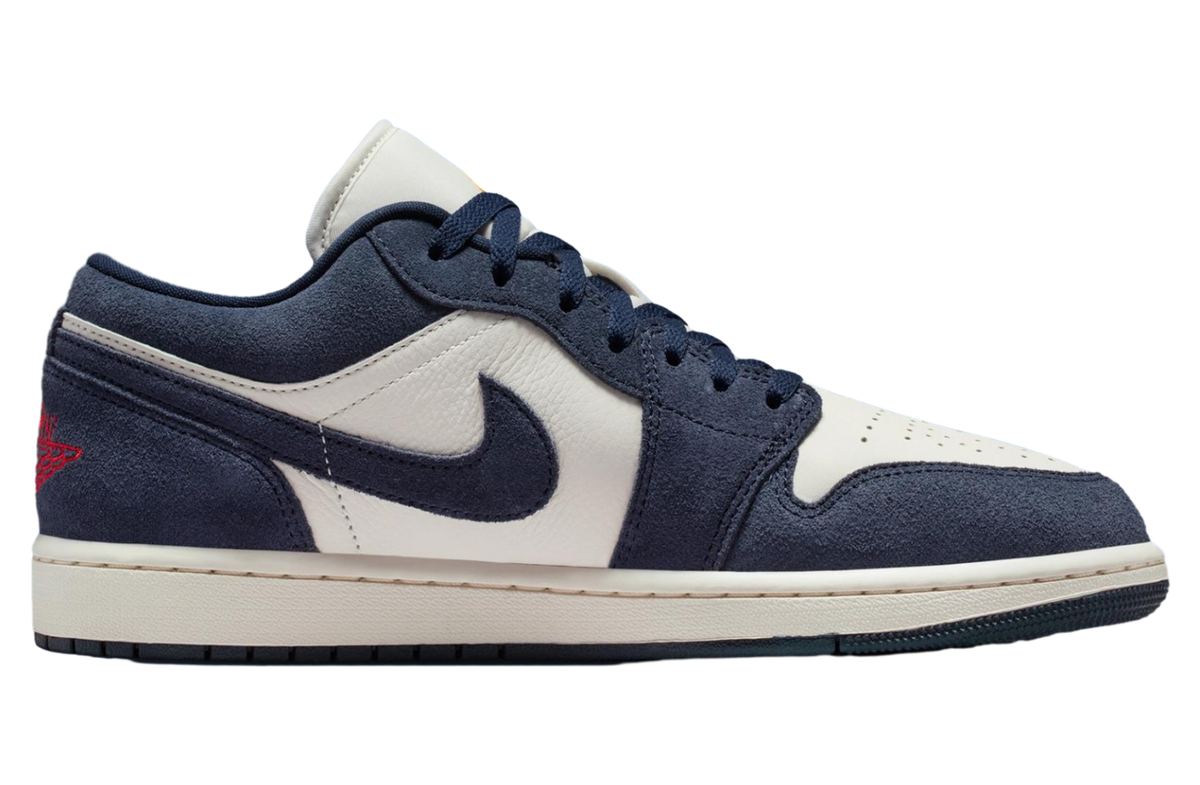 Air Jordan 1 Low Obsidian / University Gold - Image 4