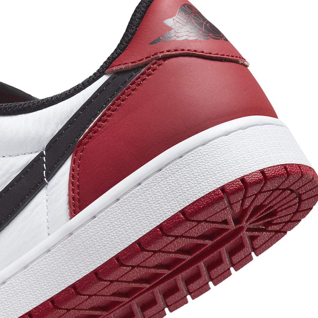 Air Jordan 1 Low OG Black Toe - Image 8