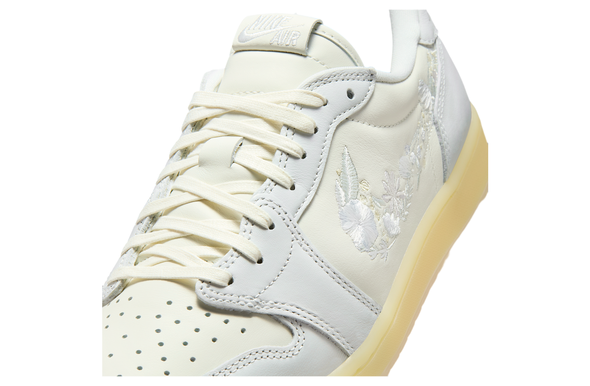 Air Jordan 1 Low OG Sail / Off White - Image 7