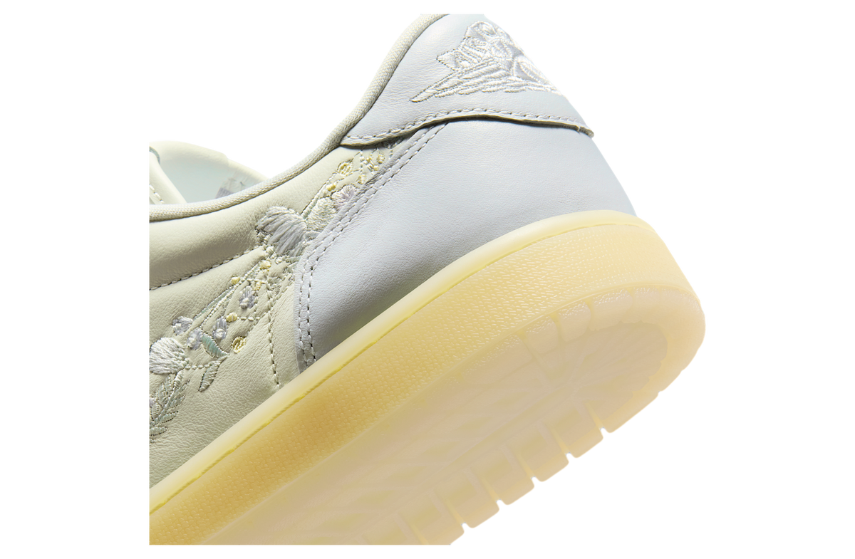 Air Jordan 1 Low OG Sail / Off White - Image 8