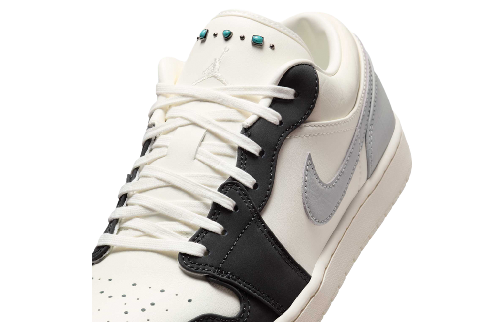 Air Jordan 1 Low Sail / Lt Smoke Grey - Image 6