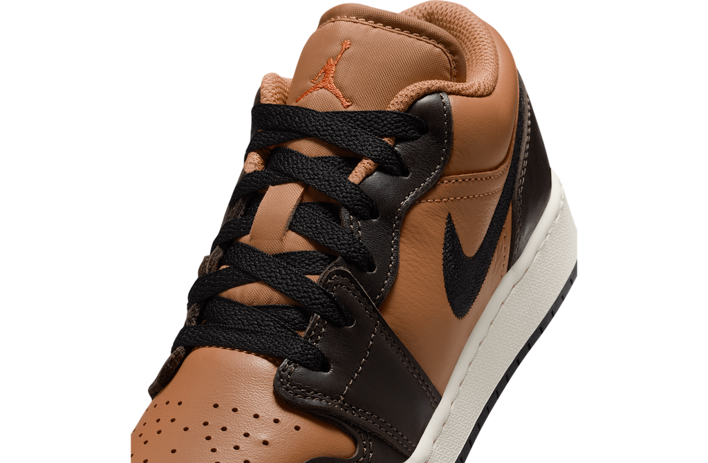 Air Jordan 1 Low SE GS Flax / Baroque Brown - Image 7
