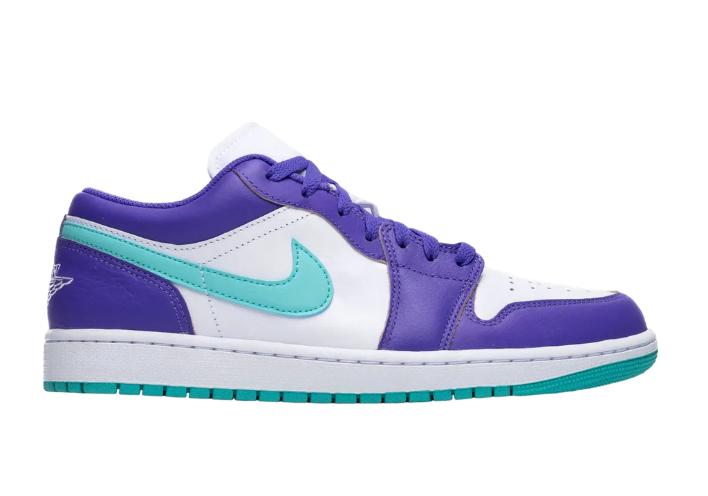 Air Jordan 1 Low SE Psychic Purple - Image 2