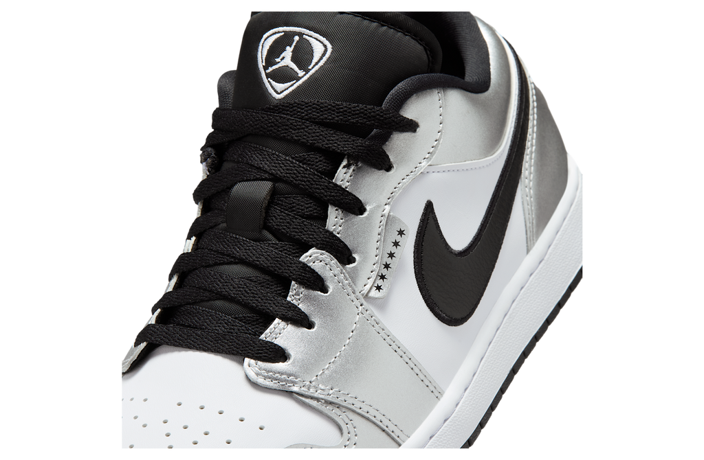 Air Jordan 1 Low SE White / Metallic Silver - Image 9