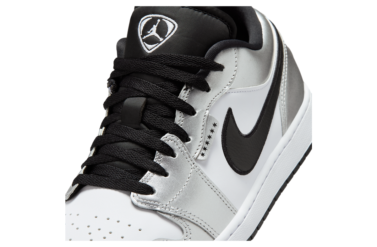 Air Jordan 1 Low SE White / Metallic Silver - Image 9