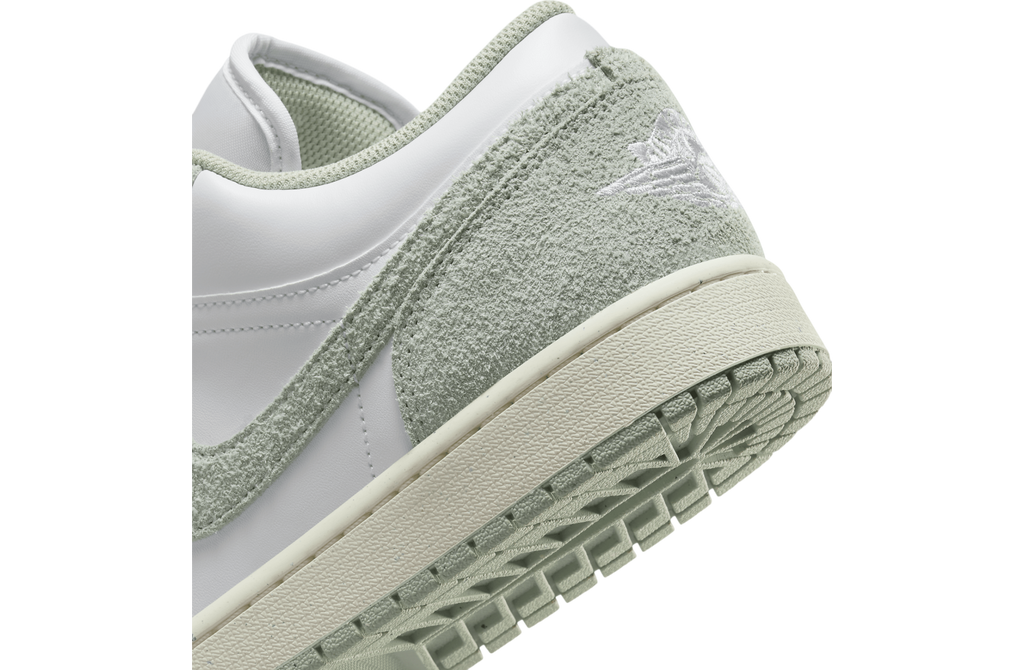 Air Jordan 1 Low SE White / Seafoam - Image 8