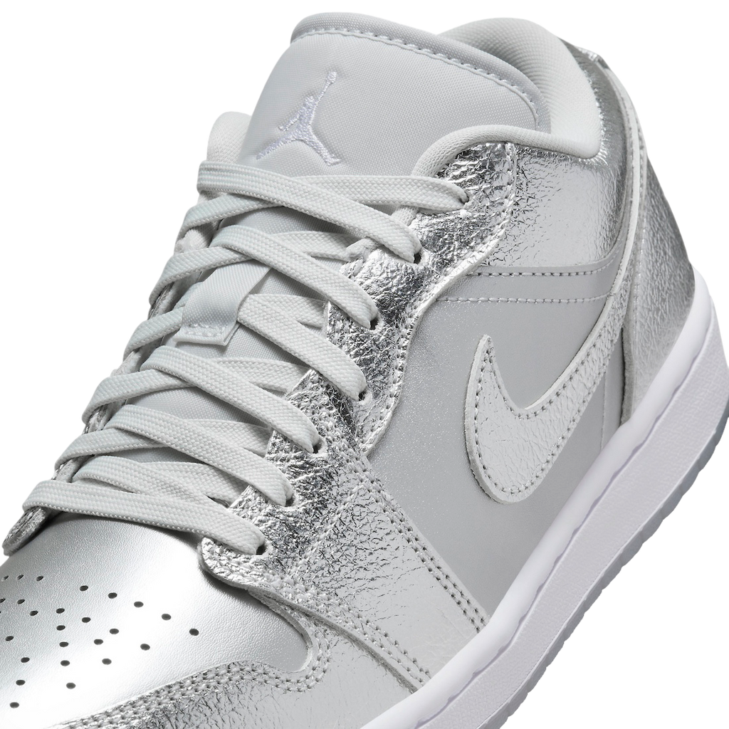 Air Jordan 1 Low SE WMNS Metallic Silver - Image 7