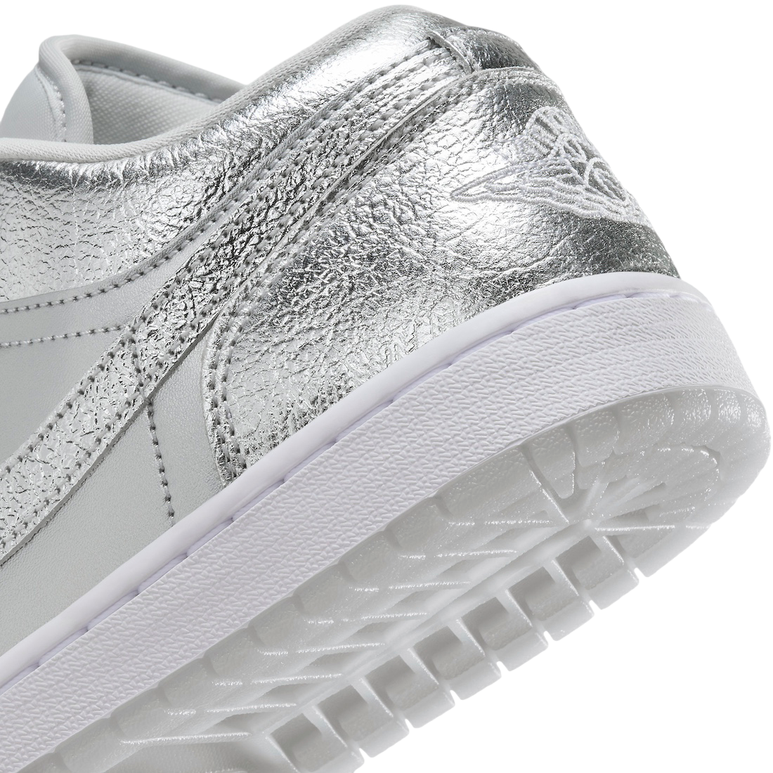 Air Jordan 1 Low SE WMNS Metallic Silver - Image 8