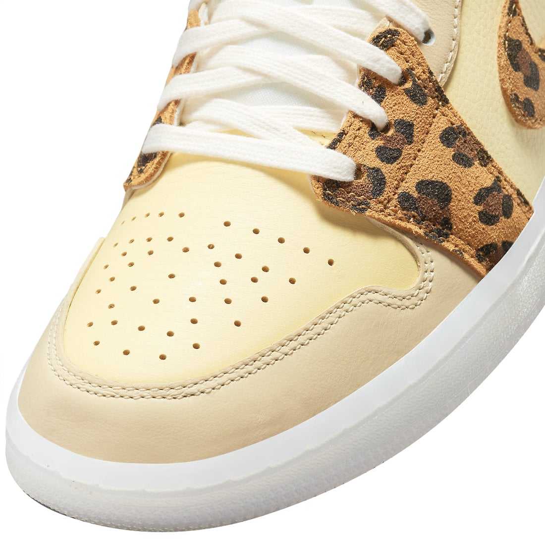 Air Jordan 1 Low SNKRS Day - Image 7