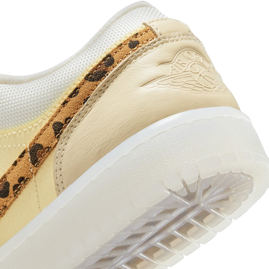 Air Jordan 1 Low SNKRS Day - Image 8