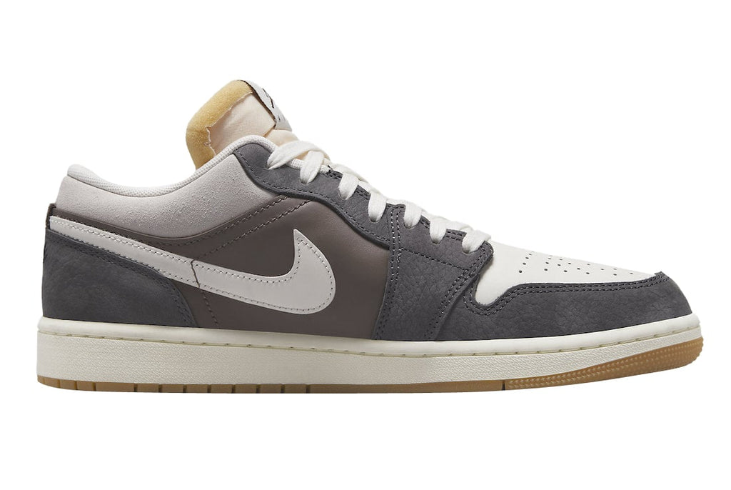 Air Jordan 1 Low SNKRS Day Korea - Image 3