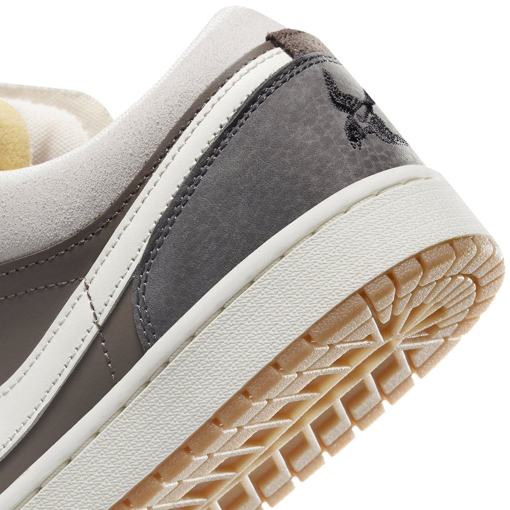 Air Jordan 1 Low SNKRS Day Korea - Image 8