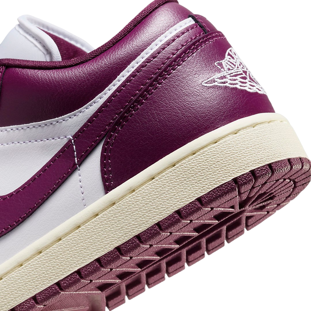 Air Jordan 1 Low WMNS Fireberry - Image 7