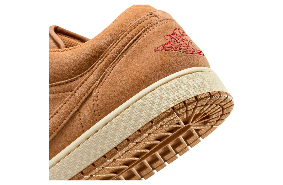 Air Jordan 1 Low WMNS Flax / Varsity Red - Image 7