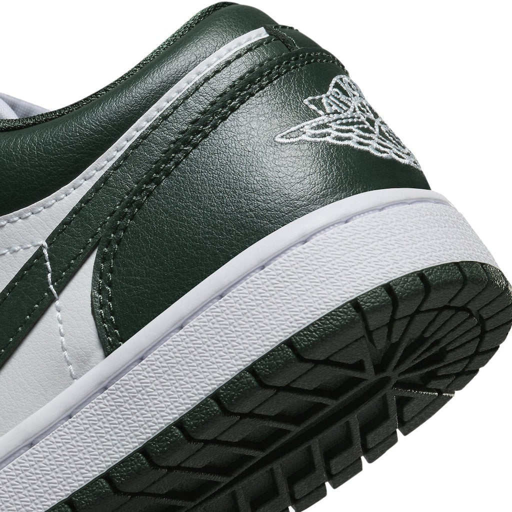 Air Jordan 1 Low WMNS Galactic Jade - Image 8