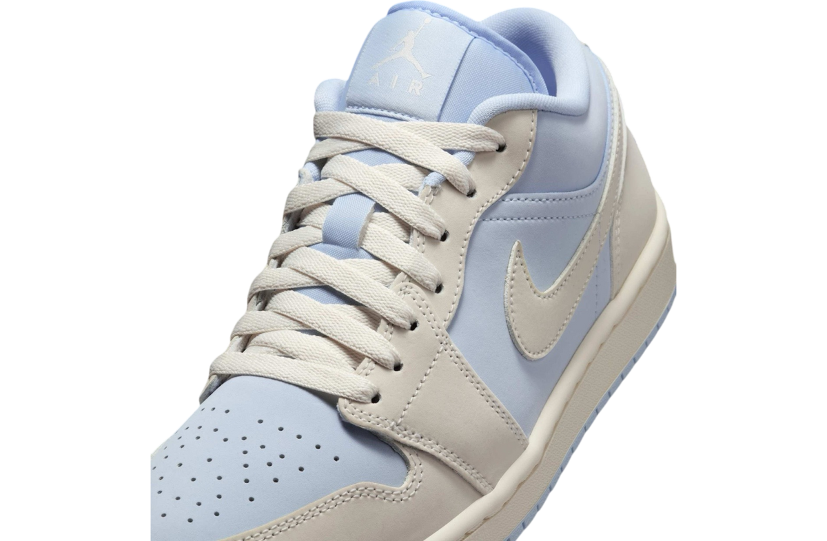 Air Jordan 1 Low WMNS Hydrogen Blue / Cream - Image 7