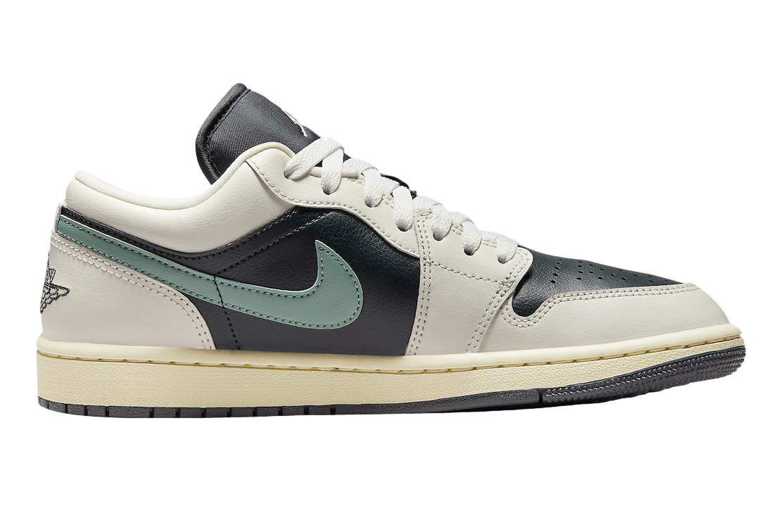 Air Jordan 1 Low WMNS Jade Smoke - Image 3