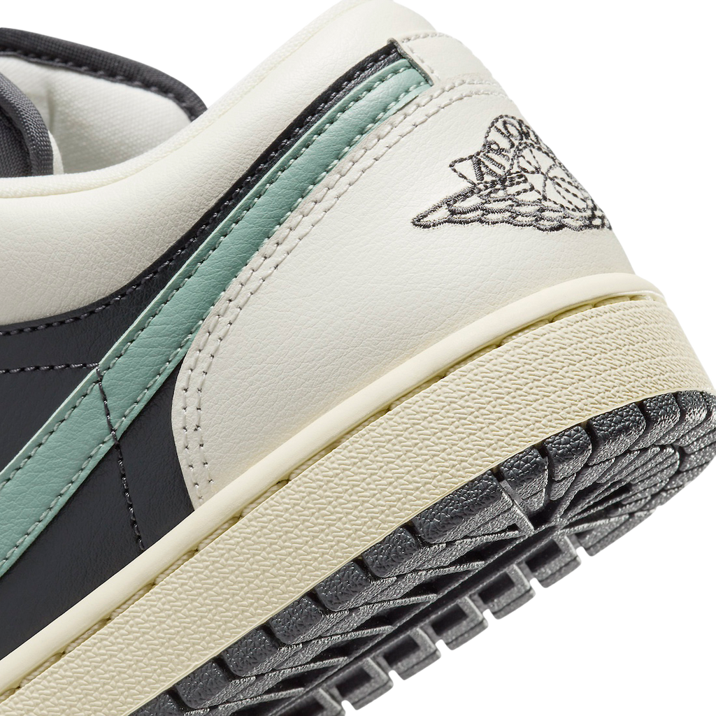 Air Jordan 1 Low WMNS Jade Smoke - Image 8