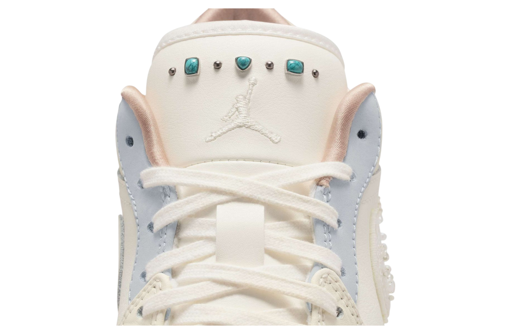 Air Jordan 1 Low WMNS Sail / Off Noir - Image 9