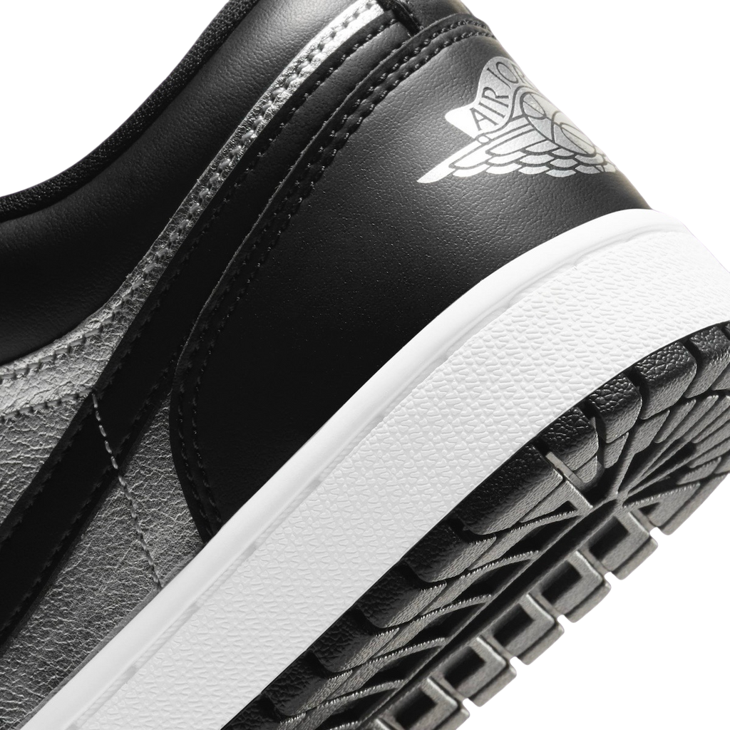 Air Jordan 1 Low WMNS Silver Toe - Image 8